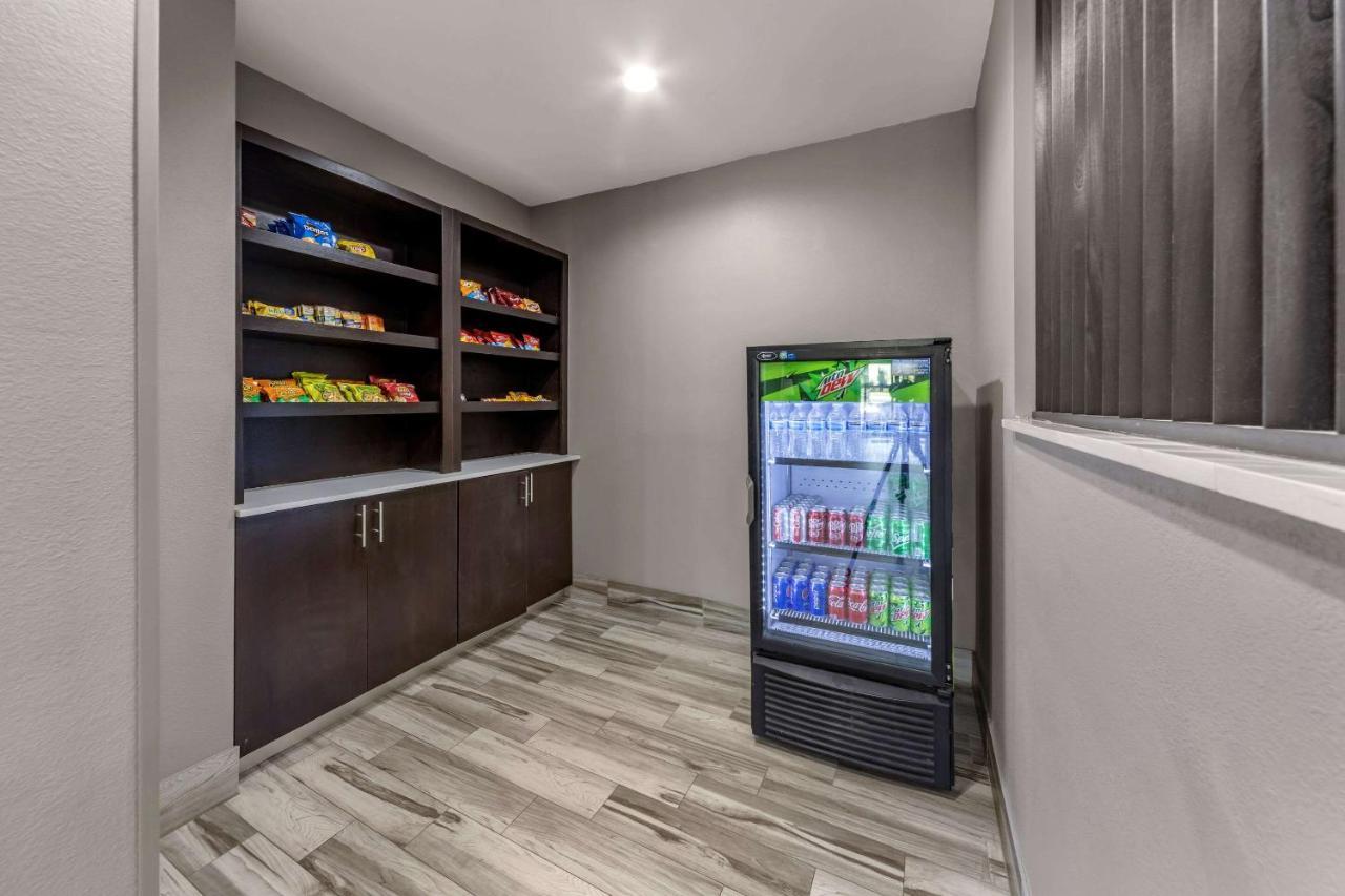 Garner Hotel Oklahoma City - Quail Springs By Ihg Hotel