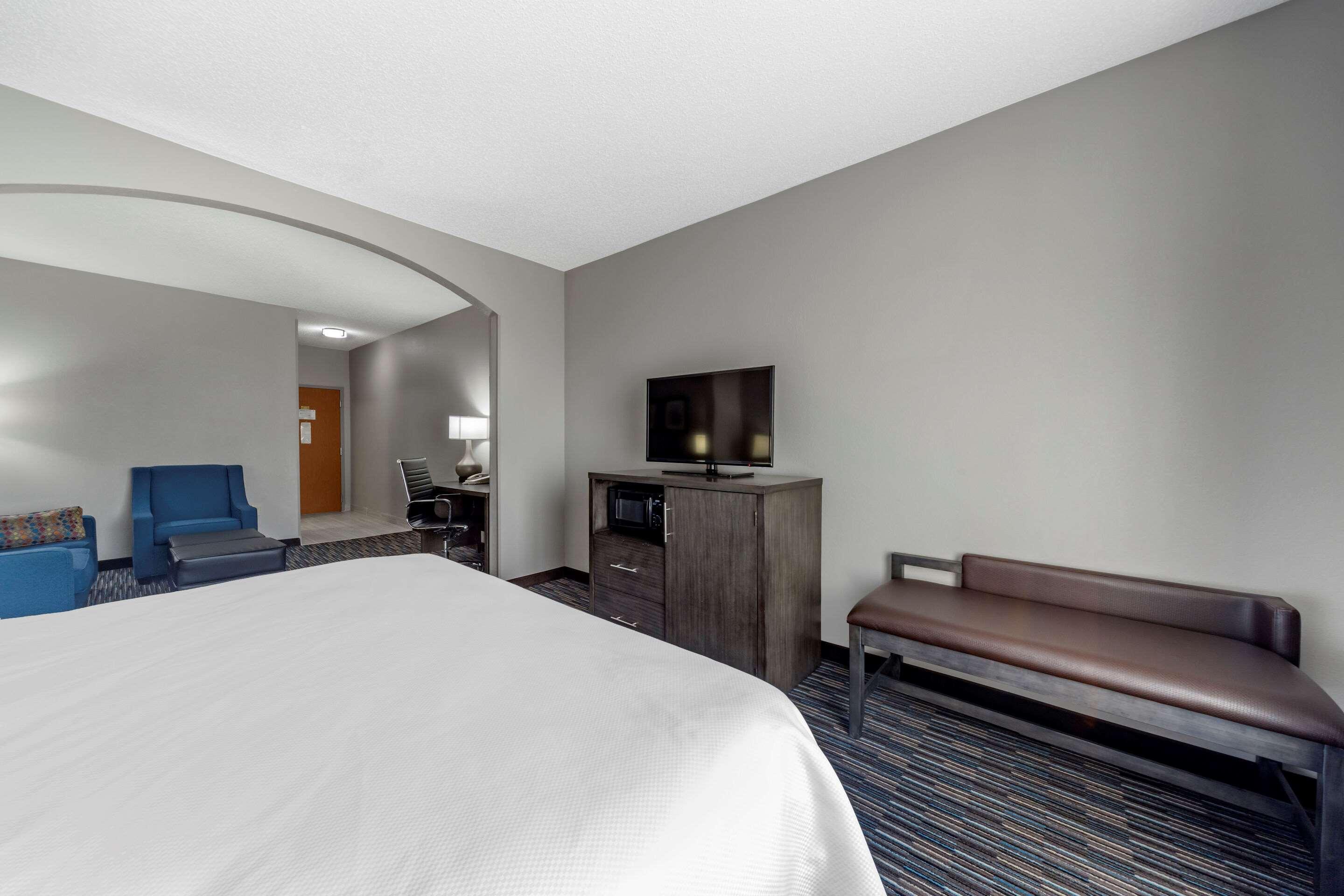 Garner Hotel Oklahoma City - Quail Springs By Ihg Hotel